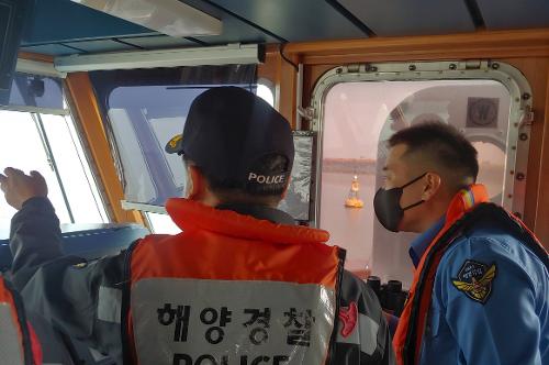 201116  최경근 부안해경 서장 왕등도 등 내해구역 점검실시 사진1