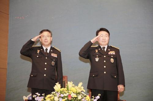 200113- 제28-29대 인천해양경찰서장 이·취임식 사진1
