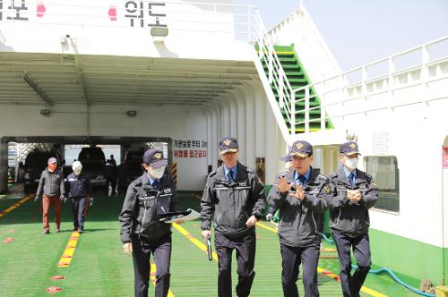 230412 여객선 특별 합동점검 현장 방문 사진1