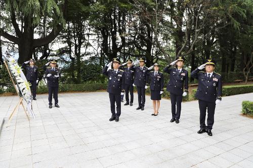 창원해경, 제68회 현충일 맞아 추념 행사 가져..(230605)