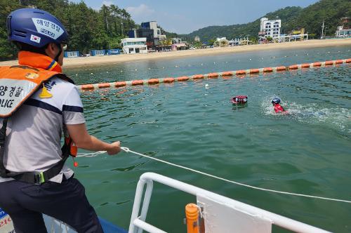 창원해경, 광암해수욕장 민·관 합동 인명구조훈련 실시(230616) 사진2