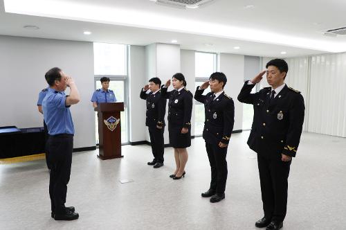 창원해경, 신임경찰 246기 임용 신고식 가져(230717) 사진2