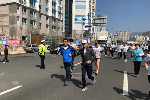  창원해양경찰서 의경과 함께하는 마라톤 대회 참석 (2018.03.25) 4