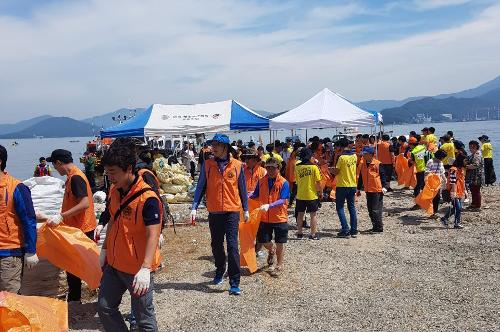 창원해경 한국구조협회 창원지부와 해상정화 활동 전개(진해 초리도) (2018.06.18) 5