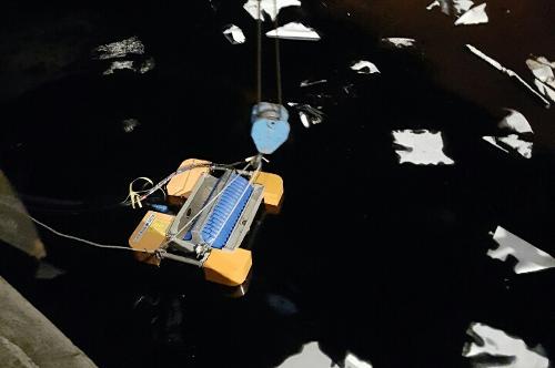 창원해경,부산 신항 항내 기름유출 긴급방제중 (2018.10.22) 2