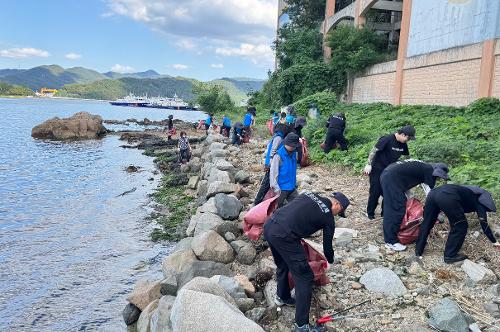 창원해경, 제26회 국제연안정화의 날 기념 연안 정화활동 전개 (260916) 2