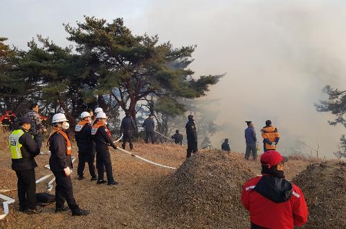 창원해경, 마산 구산면 실리도 화재 발생 진화완료(19.01.25) 6