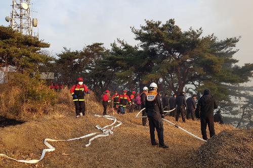 창원해경, 마산 구산면 실리도 화재 발생 진화완료(19.01.25) 5