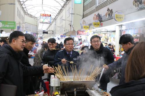 창원해경, 설명절 전통시장 활성화 동참 (19.01.31) 2