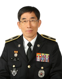 박상춘 사진