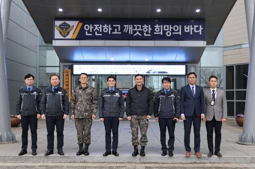 (23.12.14.) 해군1함대사령관 업무협의 사진1