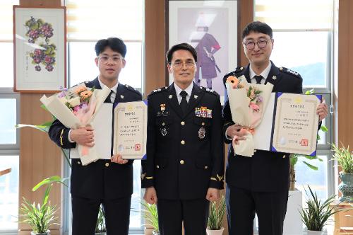 (25.02.03) 2024년 하반기 모범공무원 증서 수여식 사진4