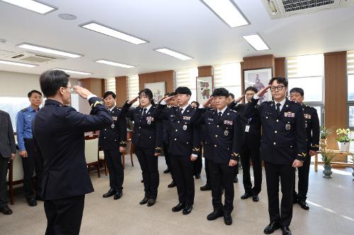 (25.02.20) 동해청 주요 보직자 전입신고식 사진2