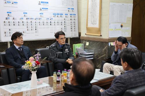 (25.02.26) 동해청장, 경북권 치안현장 점검 사진6
