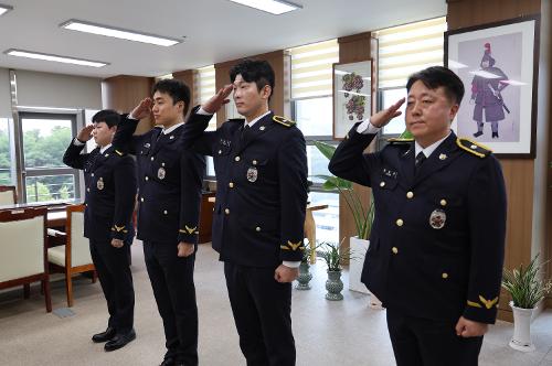 (25. 8. 11.) 항공경과 전입 신고식 사진3