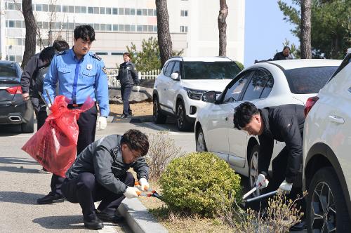 240405 동해해경 식목일 맞이해 청사 조경 환경정리  5