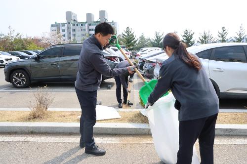 250404 동해해경, 제80회 식목일 맞이 환경정화 활동 실시 사진4