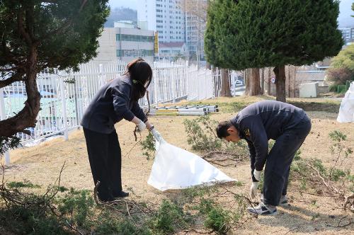 250404 동해해경, 제80회 식목일 맞이 환경정화 활동 실시 사진2