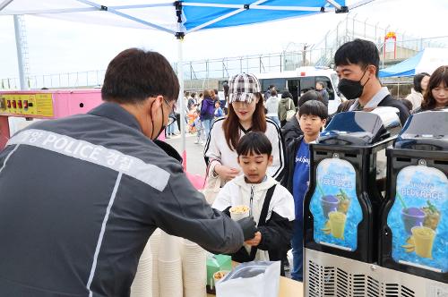 250503 동해해경, 제103회 어린이날 맞이 대형 경비함정 공개 행사 성황리에 마무리 사진18