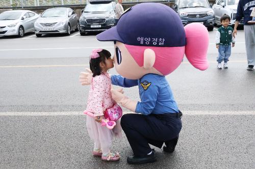 250503 동해해경, 제103회 어린이날 맞이 대형 경비함정 공개 행사 성황리에 마무리 사진16