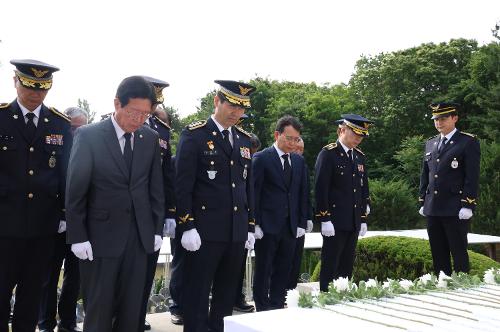 250606 동해해경, 제70회 현충일 추념식 거행  사진3