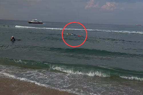 250831 동해해경, 망상해수욕장 표류자 구조 및 화재 조기 진화... 신속 대응으로 인명피해 없어 사진1
