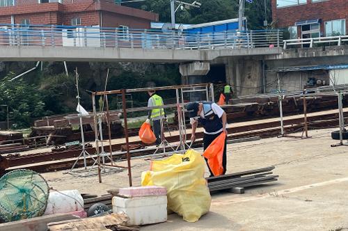 250922 동해해경, 국제 연안정화의 날 맞아 울릉도 연안 정화활동 전개 4