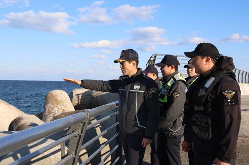 (25.12.31.) 동해해경, 해맞이 안전사고 예방 총력 대응 3