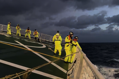 (26.1.8.) 동해해양경찰서, 9일 “원거리 조업선 대상 이동 및 대피명령 발령” 예정 2