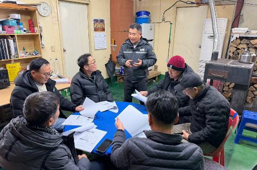 (26.2.25.) 동해해경 울릉파출소, 동절기 어선 사고 예방을 위한 어민 간담회 개최 3