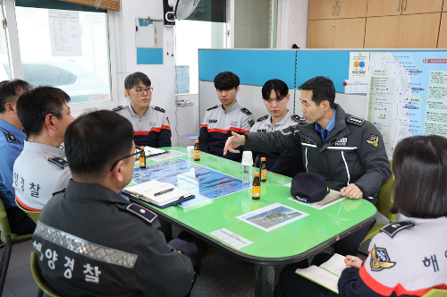 (26.03.18.) 김환경 동해해양경찰서장  해양안전 특별관리기간 현장 점검 나서 3