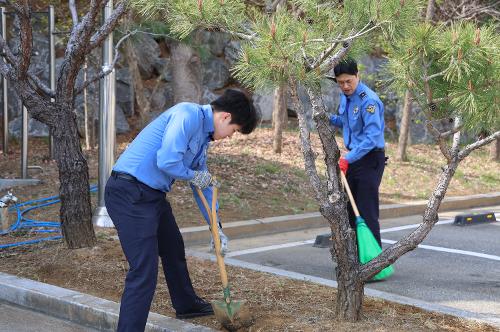 (26.04.03.) 동해해경, 제81회 식목일 기념 환경정화 활동 실시 1
