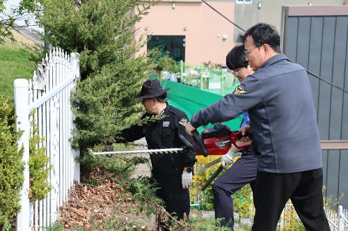 (26.04.03.) 동해해경, 제81회 식목일 기념 환경정화 활동 실시 3