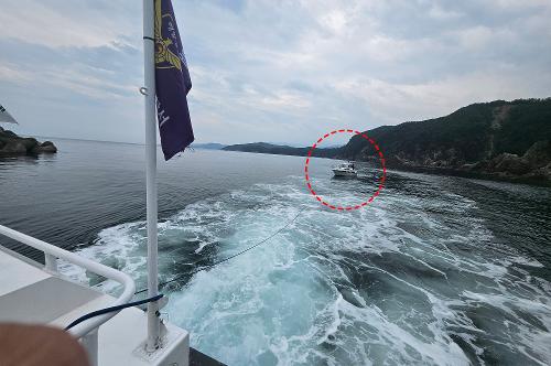 (26.08.20.) 동해해경, 삼척 덕산항 인근 해상에서 모터보트 1척 표류... 3명 구조 1