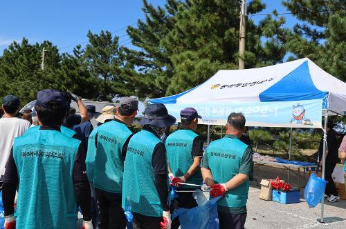 (26.09.17.) 동해해경, 제26회 국제연안정화의 날 기념 망상해변 해양환경보전 활동 추진 4