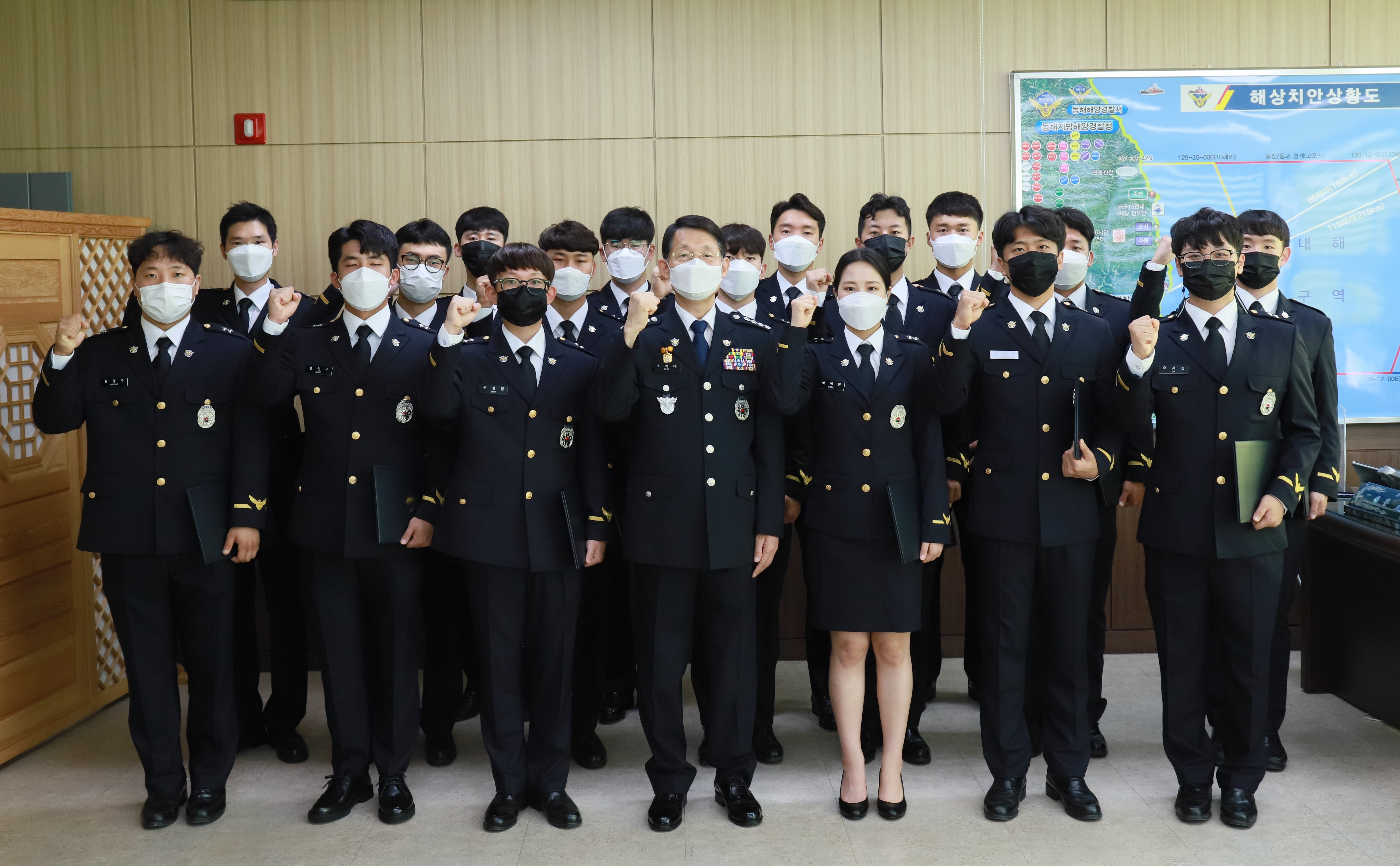 신인순경 임용식