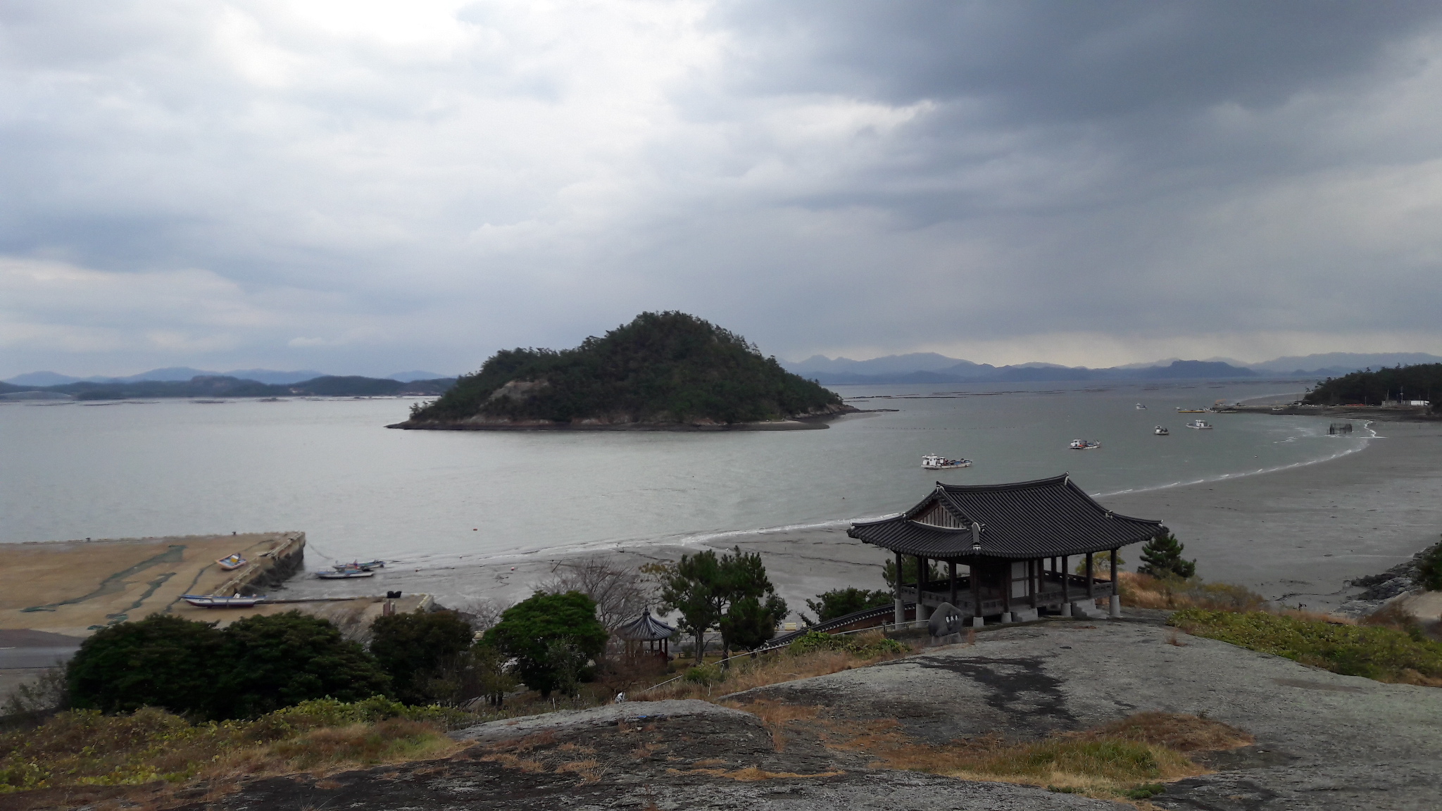 벽파항과 벽파정