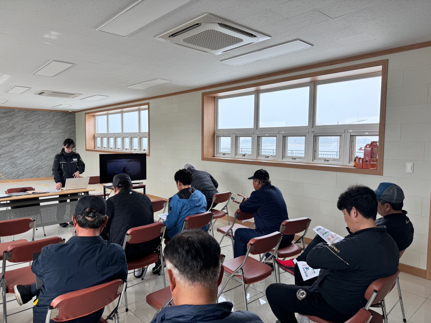 240401 태안해경, 민간해양구조대원 교육 간담회 개최