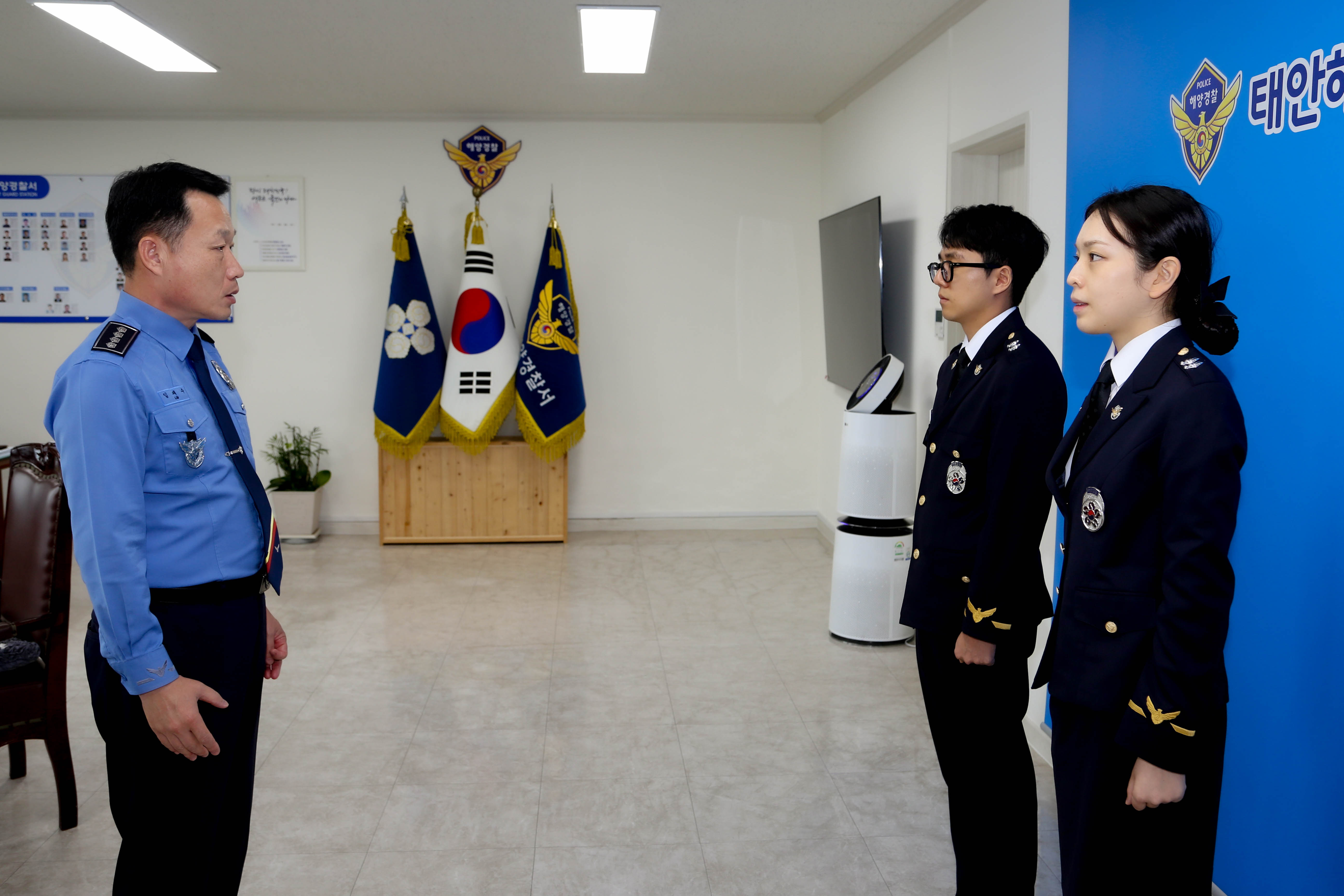 241007 태안해경, 24년 하반기 신임 경찰관 신임 신고식 진행