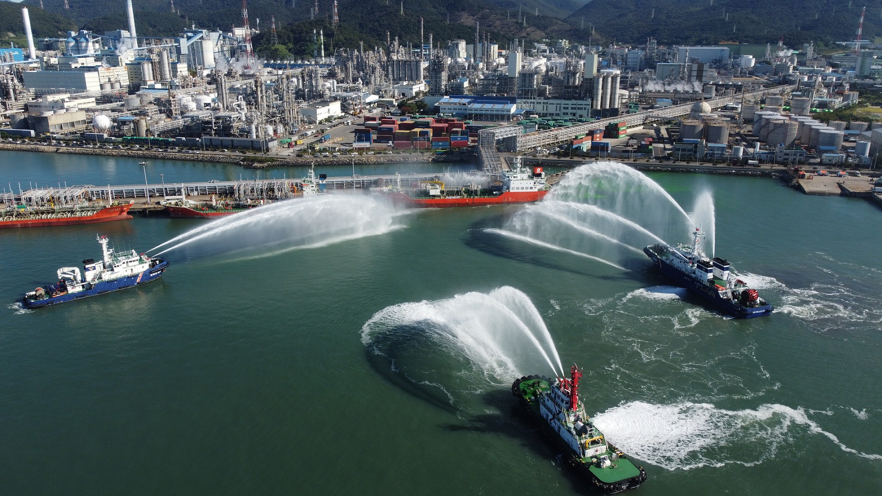 위험‧유해물질(HNS) 사고대응 훈련 사진(1)