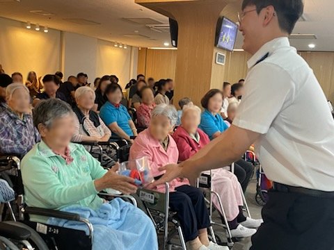 기념품증정