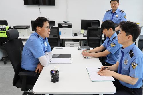 (25.06.04.) 강릉해경, 파출소 함정 현장 점검 및 소통의 시간 가져 사진11