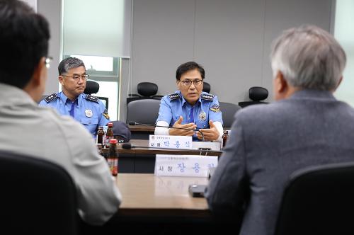 (25.07.03.) 강릉해경, 고위험 해양시설 해양오염 대비·대응 간담회 실시 사진4