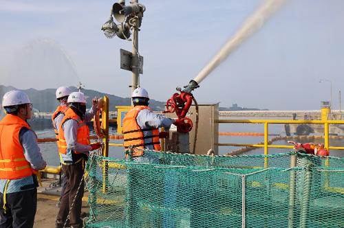 (25.11.06.) 고위험 해양시설 오염사고 대비 방제훈련 실시 3