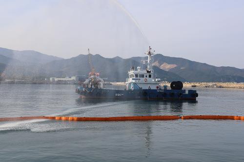(25.11.06.) 고위험 해양시설 오염사고 대비 방제훈련 실시 4