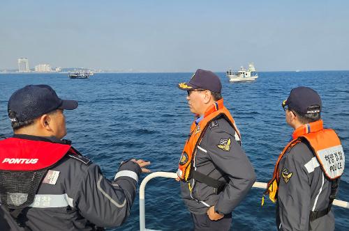 (26.02.13.) 강릉해경, 설 연휴 대비 낚시어선 활동해역 점검 2