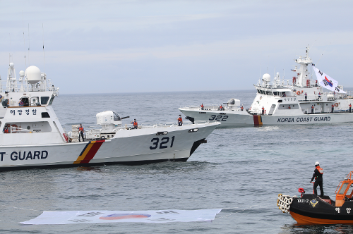 (200815) 광복 75주년, 서해바다 위 태극기 펼쳐 해양영토 수호 의지 다져 4