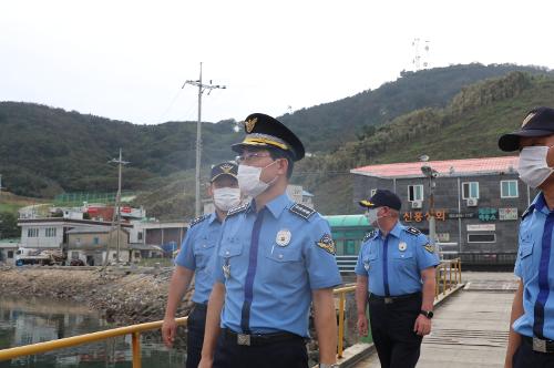 (200915) 박상식 군산해경서장, 섬 지역 치안 현장 점검 1