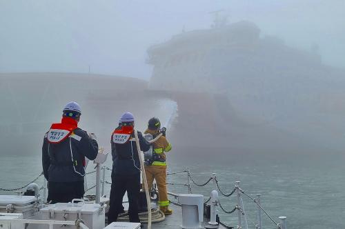 (210326) 올해 첫 민·관·군 합동 해상훈련 전개 1