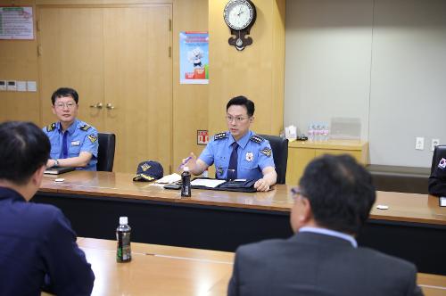 인천해경서장, 기름저장시설 안전점검 실시 사진2